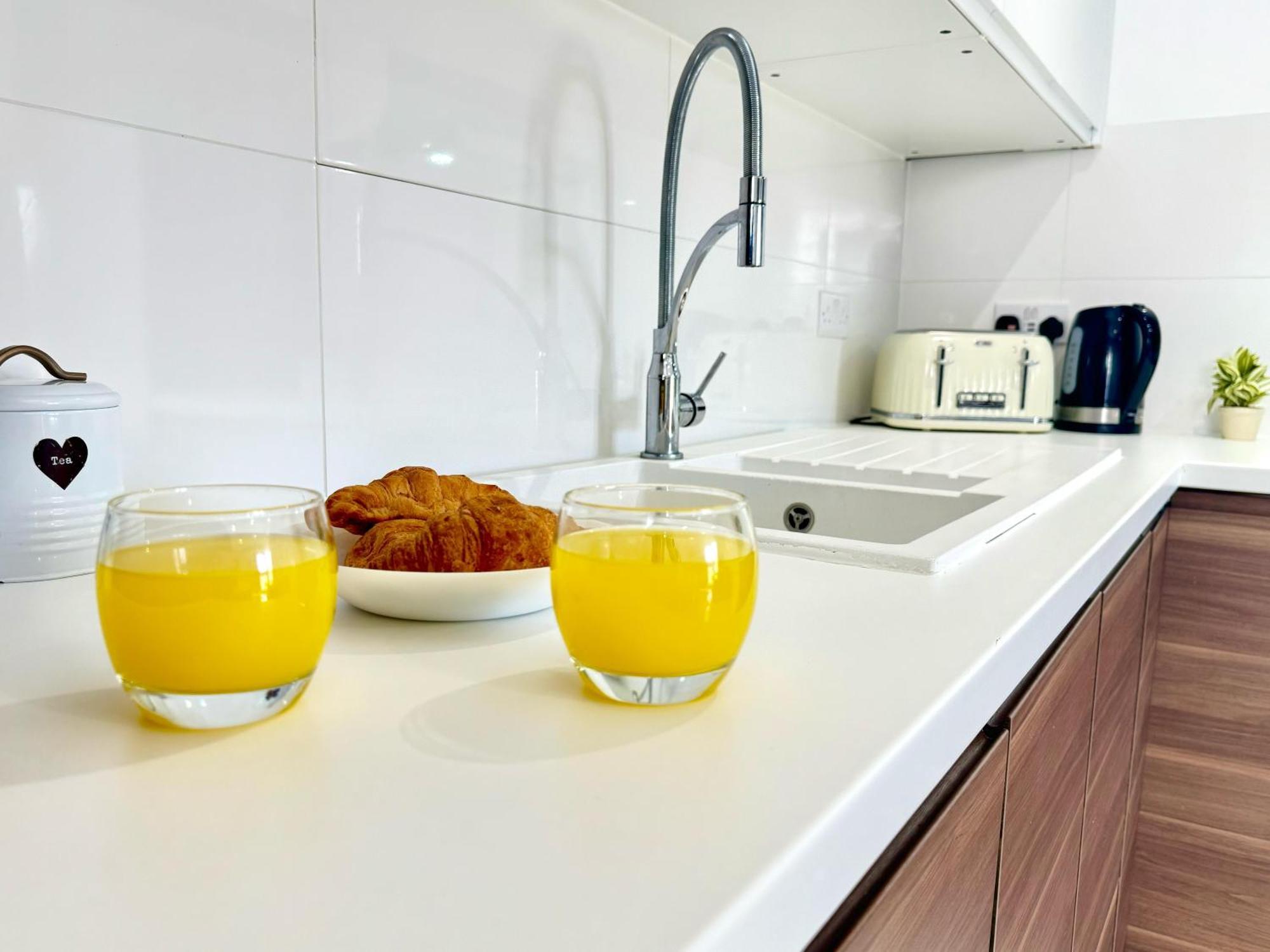 Panorama House, Luxury 2-Bedroom Apartment 2 Kidlington Ngoại thất bức ảnh